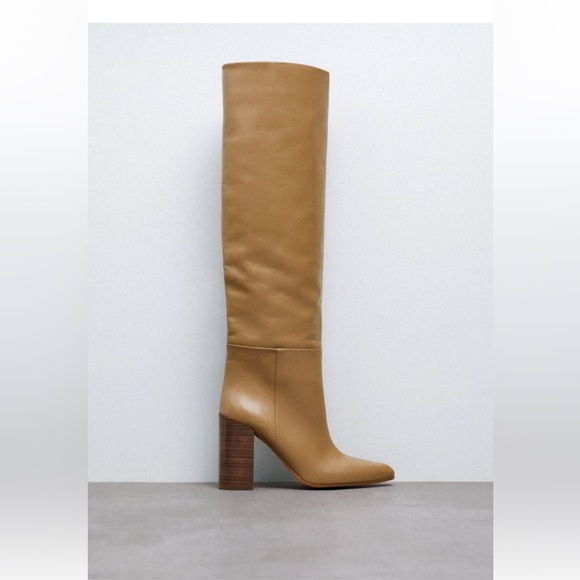 [SOLD] Zara leather knee high boots - Picture 1 of 3